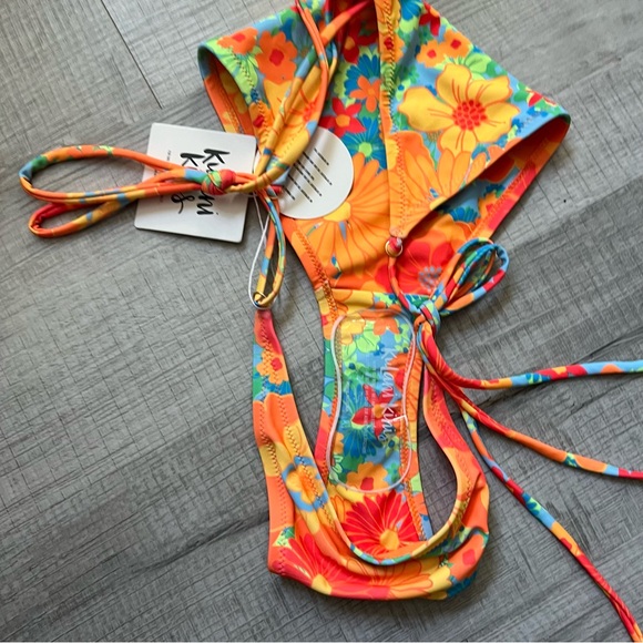 NEW KULANI’S KINIS Full coverage tie side bikini bottom Rumba Rose floral print - Picture 9 of 11